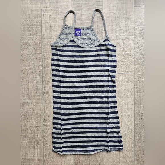 Aritzia (TNA) Tank - Picture 1 of 4